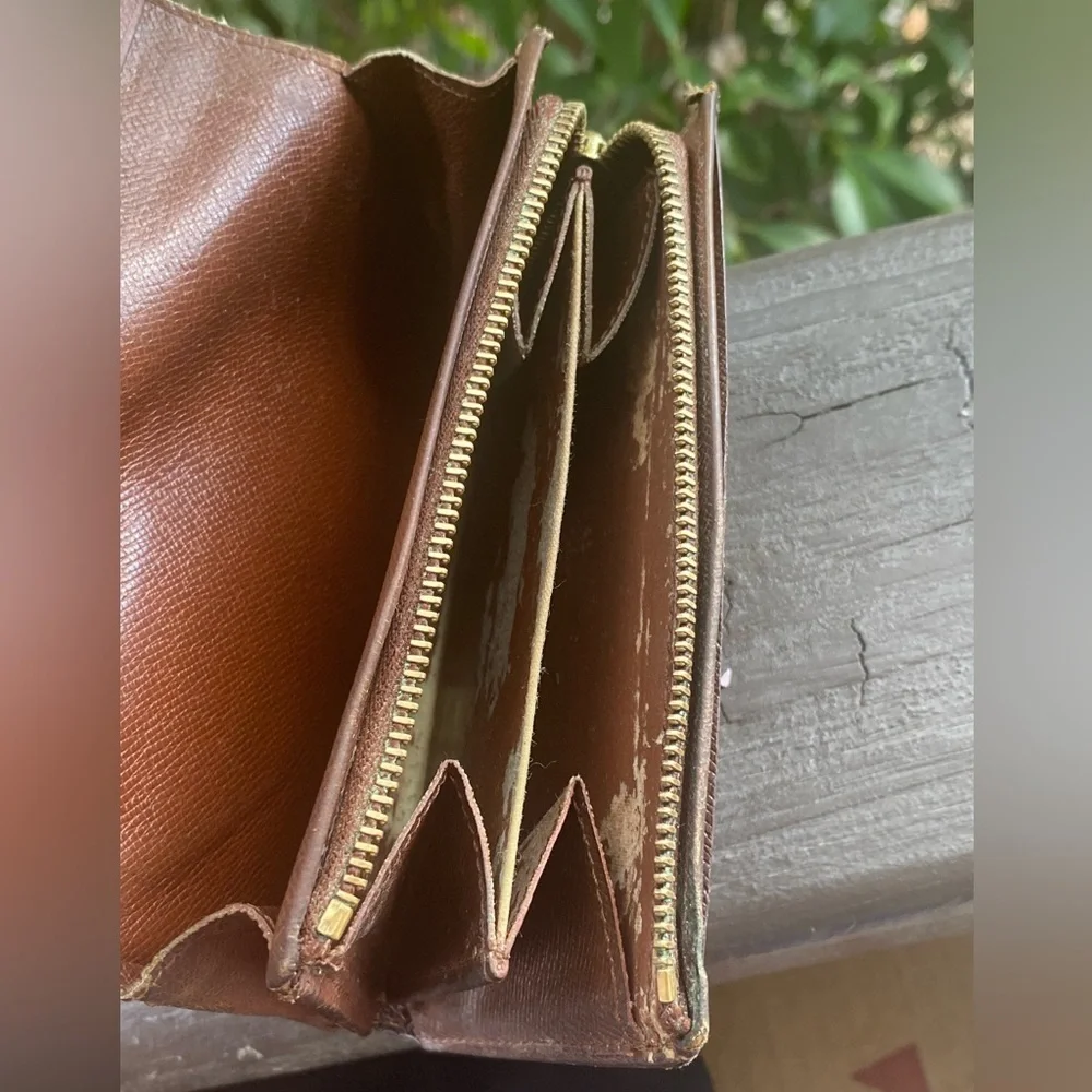 Louis Vuitton Monogram Tresor Vintage Wallet - Picture 10 of 16
